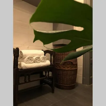 Outstanding 3br Ultracentral Cityview Balcony Aaa Appartement *