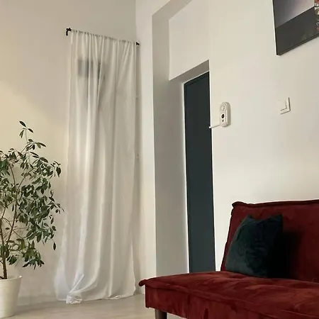 Outstanding 3br Ultracentral Cityview Balcony Aaa Appartement *