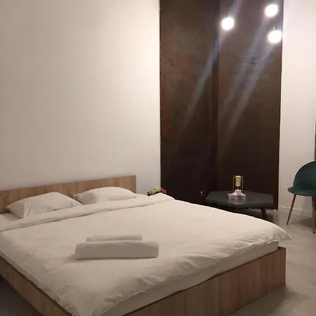 Outstanding 3br Ultracentral Cityview Balcony Aaa Διαμέρισμα