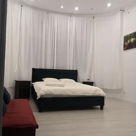 Outstanding 3br Ultracentral Cityview Balcony Aaa * Bükreş