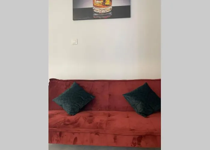 Outstanding 3br Ultracentral Cityview Balcony Aaa Apartament *