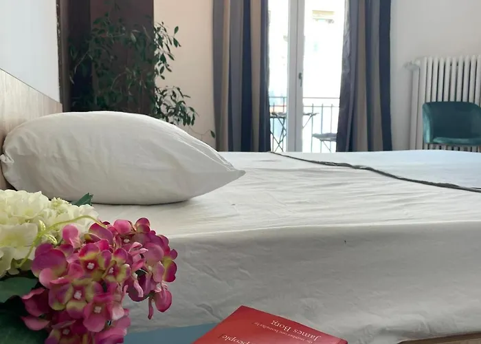 Outstanding 3br Ultracentral Cityview Balcony Aaa Bucureşti