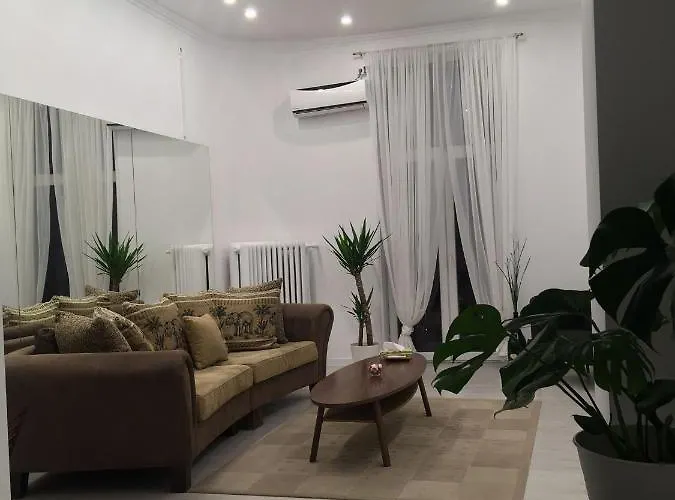 Apartment Outstanding 3br Ultracentral Cityview Balcony Aaa *
