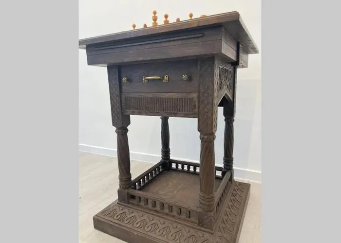 Outstanding 3br Ultracentral Cityview Balcony Aaa *